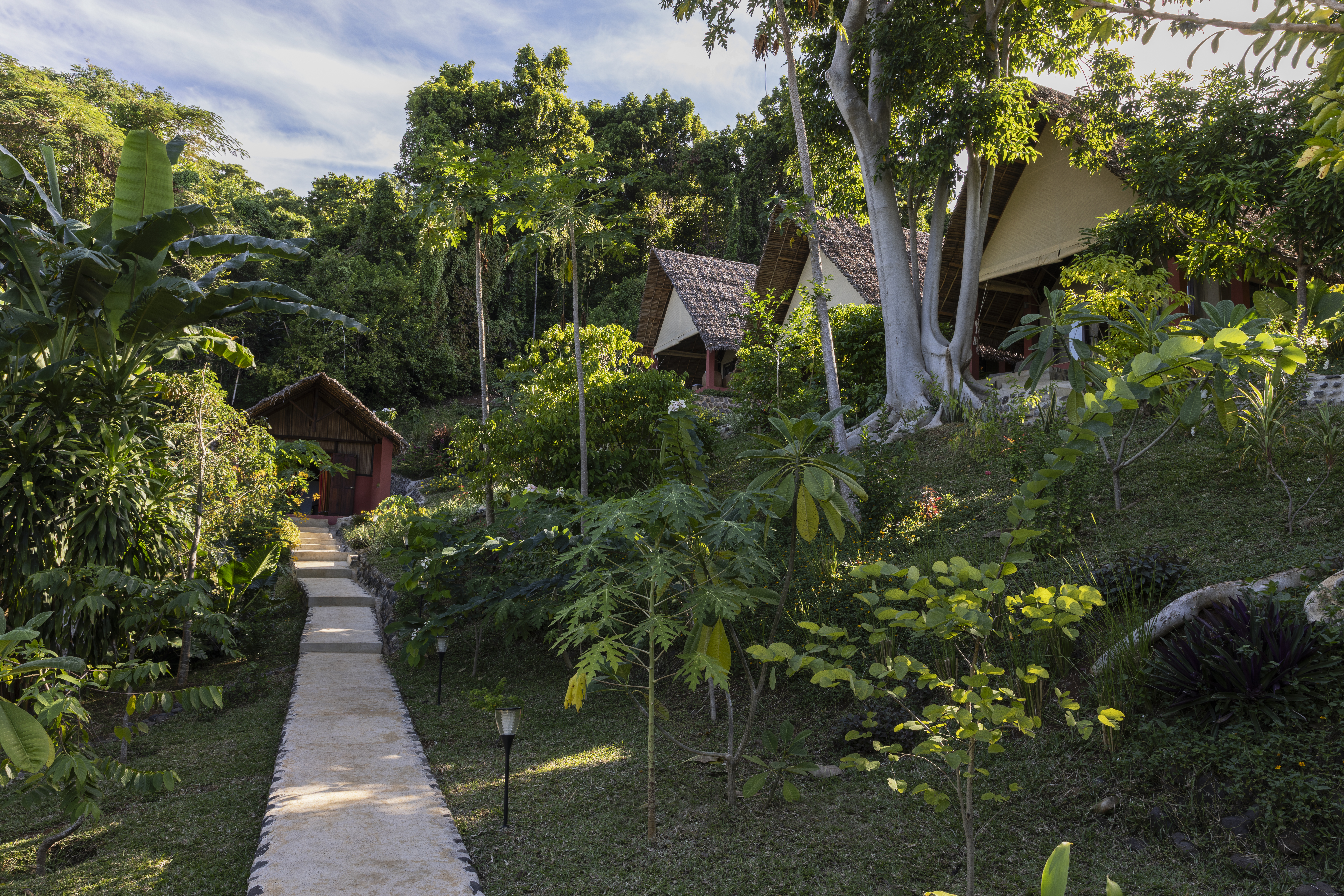 Glamping tent at Sakatia Lodge